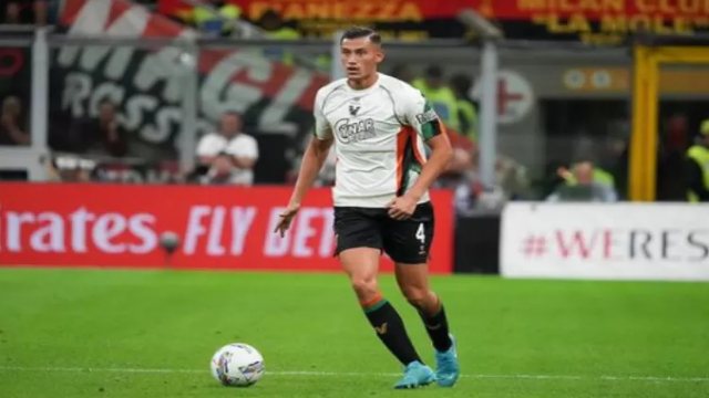 Jay Idzes Dorong Kepindahan dari Venezia ke Genoa